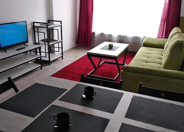 Fly Up Home Apartment